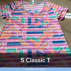 Lularoe Classic Tee